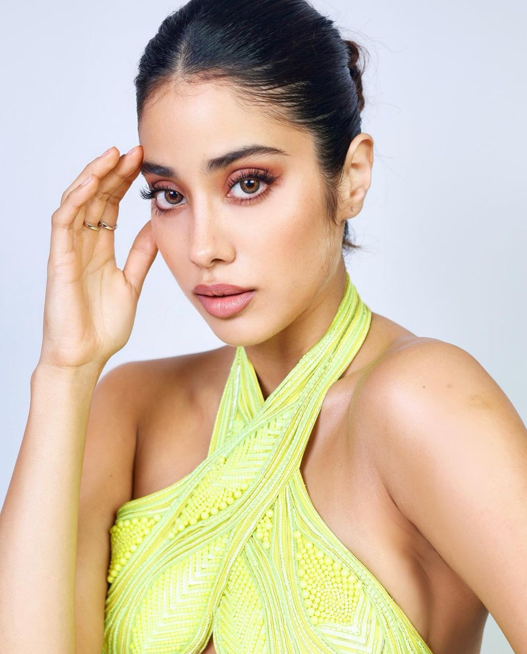 janhvi kapoor hot photos