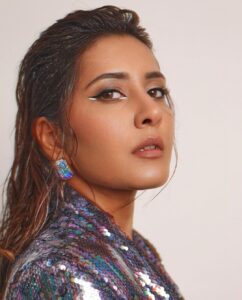 raashi khanna latest hot photos