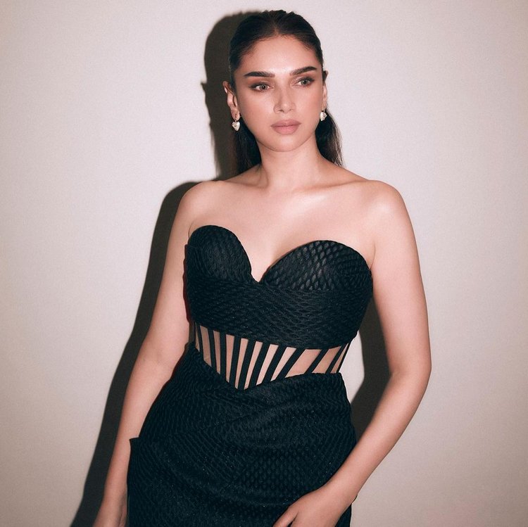 Aditi rao hydari latest photos