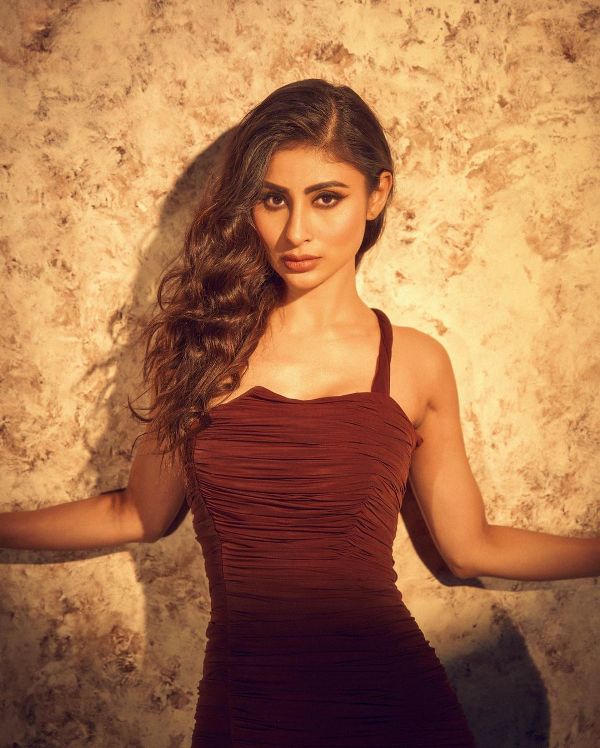 mouni roy hot photos