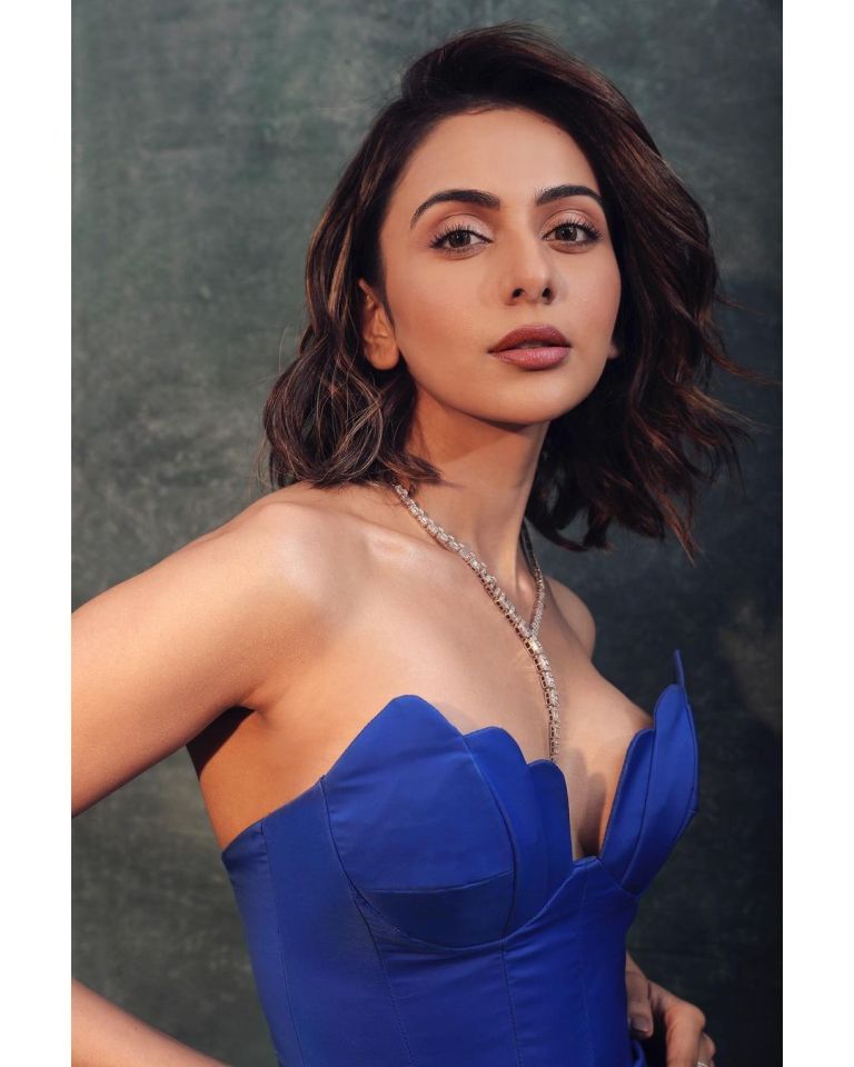 Rakul Preet Singh hot Images for filmfare awards 2023 