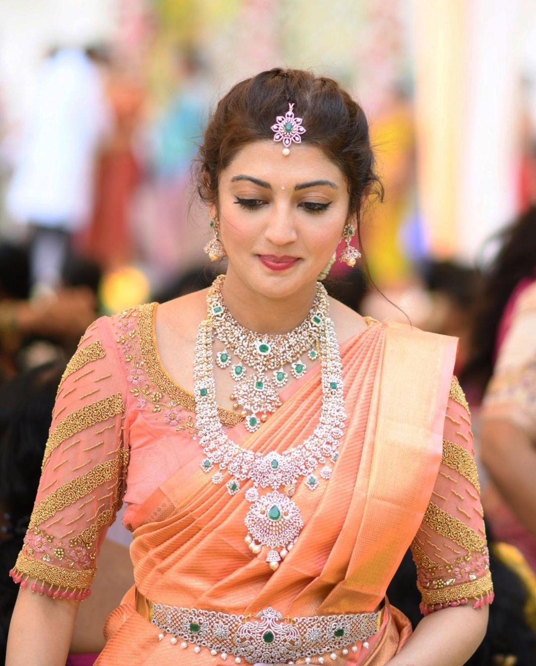 pranitha subhash saree stills