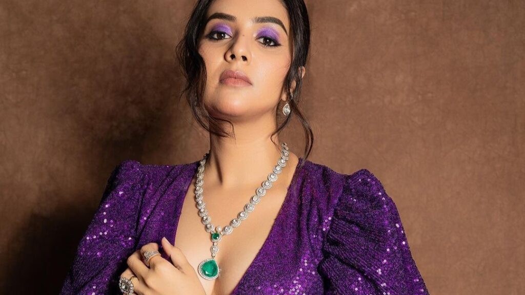 sreemukhi