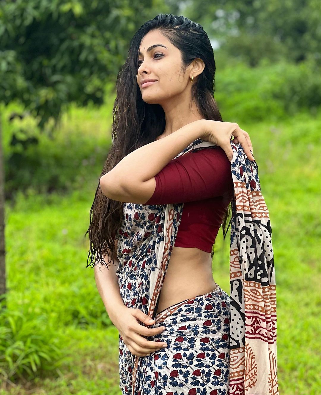 Divi Vadthya