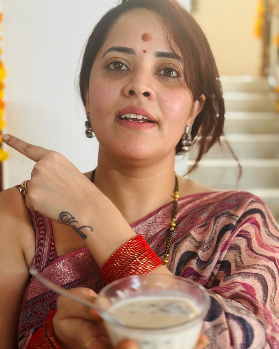 anasuya saree stills