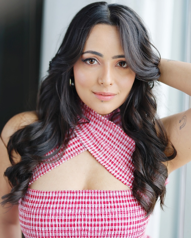 aanchal munjal 43