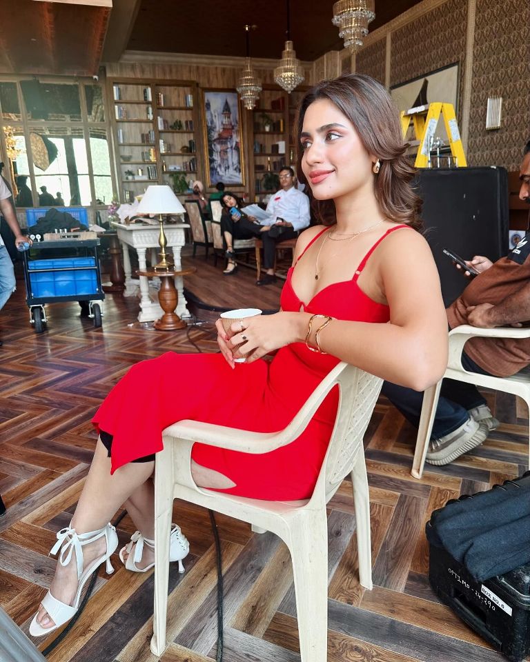 anushka luhar 39